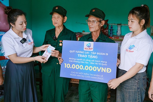 Hình ảnh tiền xu và biểu đồ tài chính